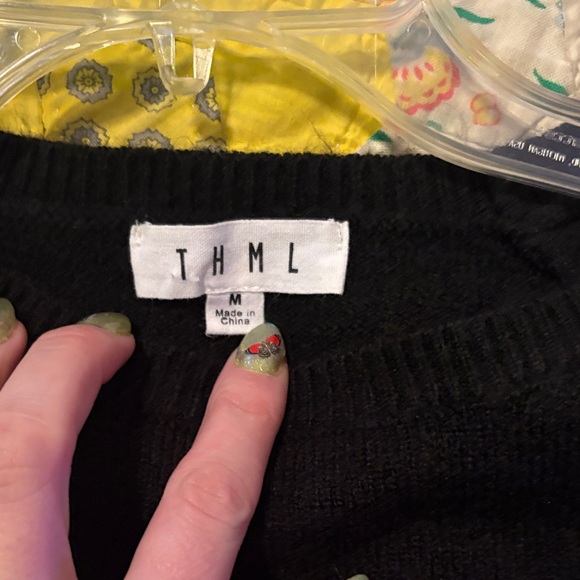THML Sweater - Picture 4 of 5